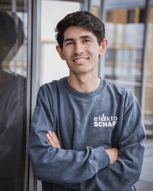 Foto: Fahim Hosaini, Monteur, Firma Elektro Scharf, Wolfsburg