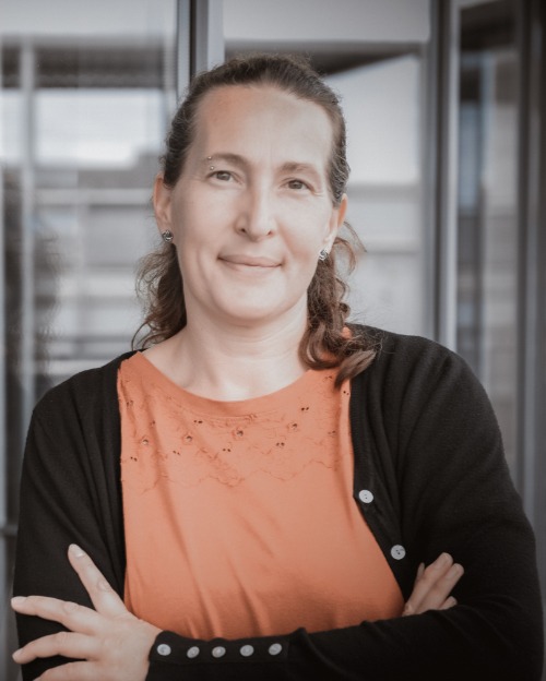 Foto: Karina Theuerkauf, Büroangestellte, Firma Elektro Scharf, Wolfsburg